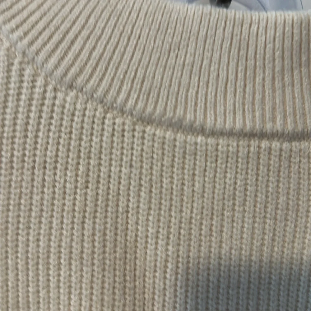 Sweater - Picture 2 of 3